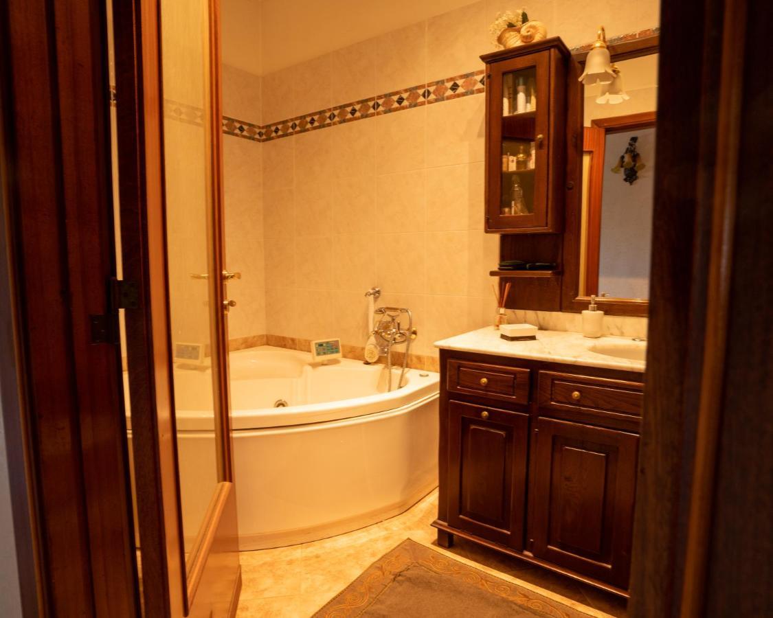 Maison Manni' B&B Soverato Marina Esterno foto