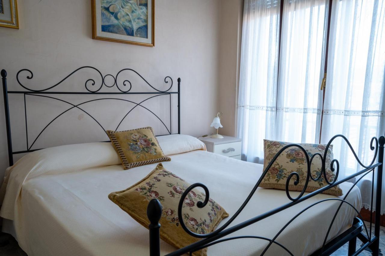 Maison Manni' B&B Soverato Marina Esterno foto