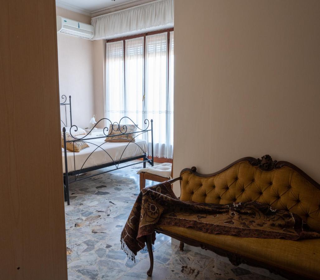 Maison Manni' B&B Soverato Marina Esterno foto