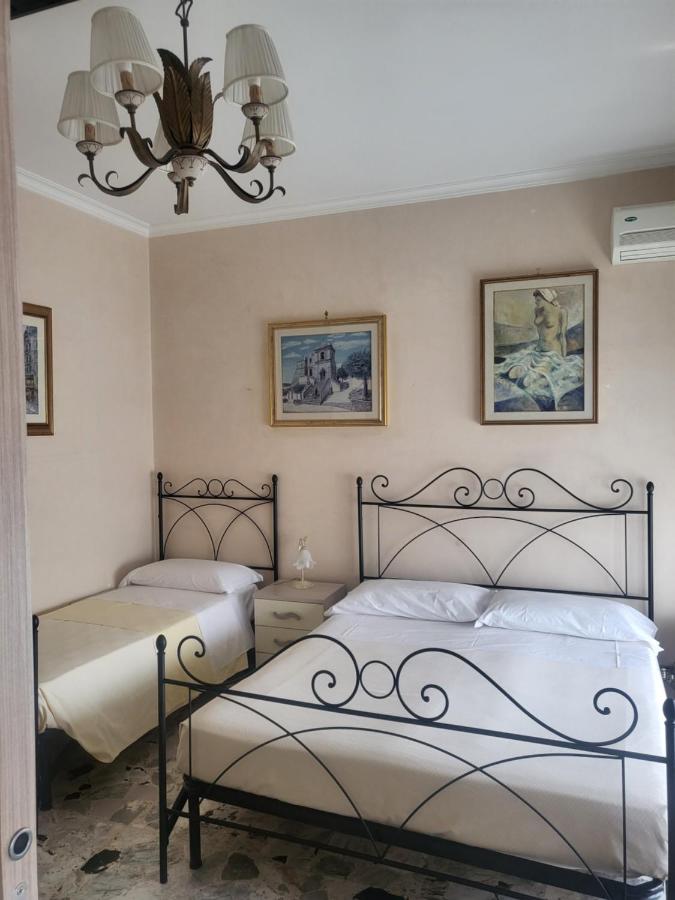 Maison Manni' B&B Soverato Marina Esterno foto