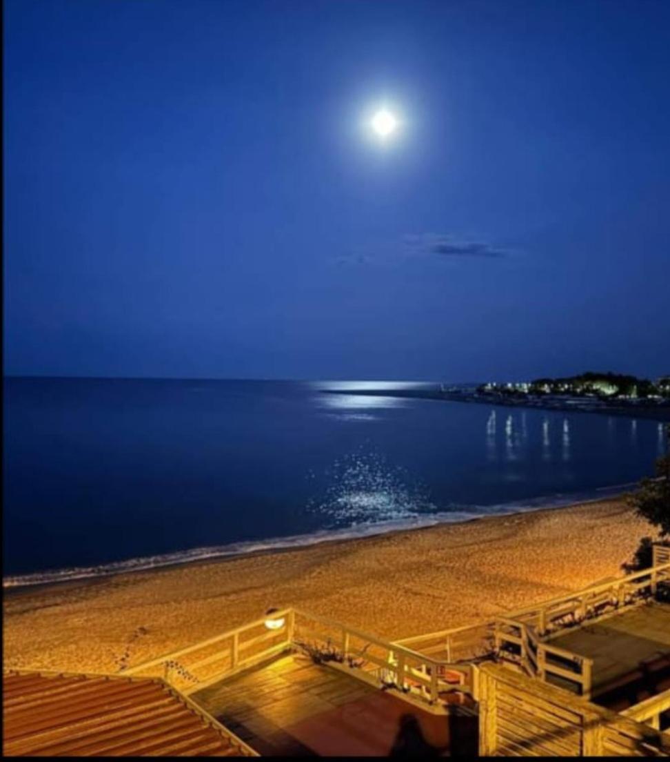 Maison Manni' B&B Soverato Marina Esterno foto