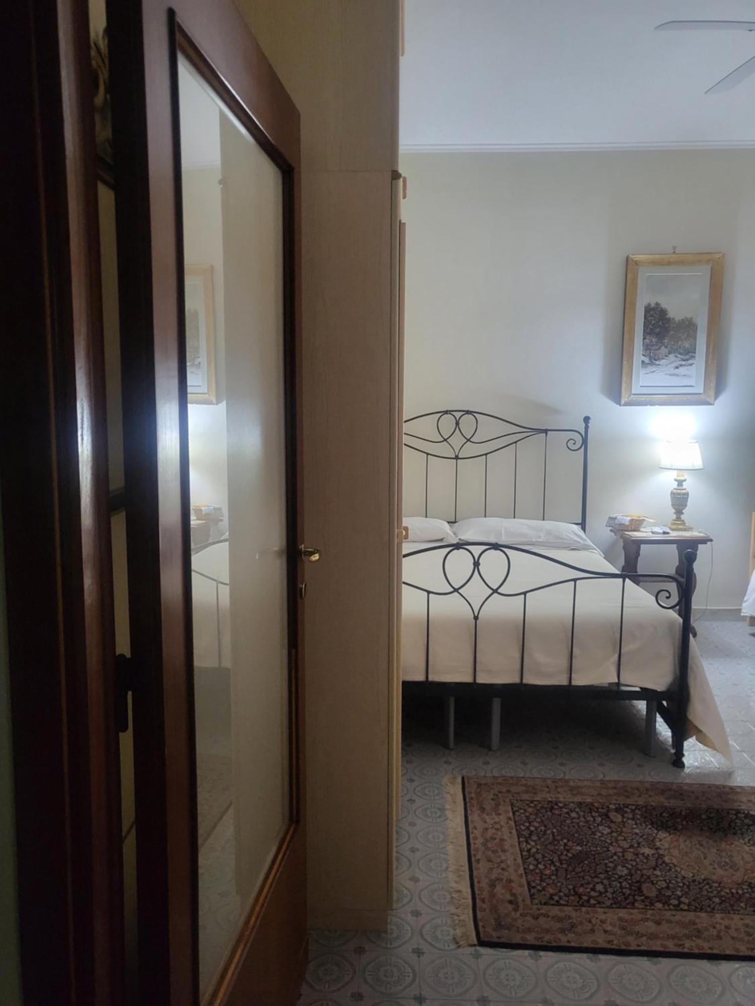 Maison Manni' B&B Soverato Marina Esterno foto